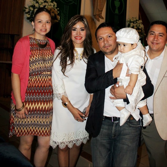 Beautiful and Elegant Ivory Dress - Picture 6 of 6